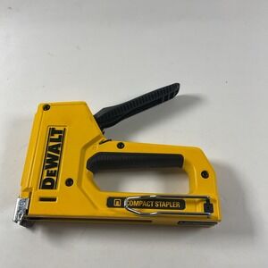 DeWalt DWHTTR350 HEAVY-DUTY ALUMINUM STAPLER/BRAD NAILER **USED**